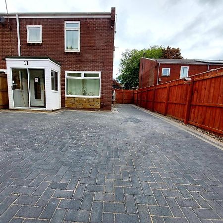 Milton House: 3-Bed Home with Free Wi-Fi and Parking in Newcastle Exterior photo