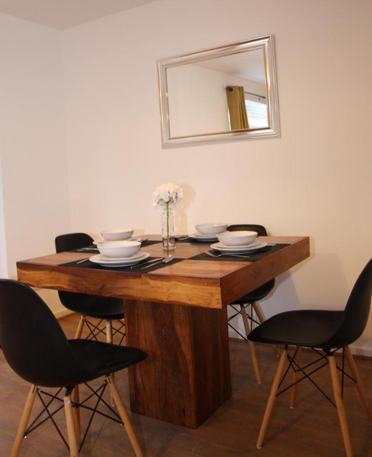 Milton House: 3-Bed Home with Free Wi-Fi and Parking in Newcastle Exterior photo